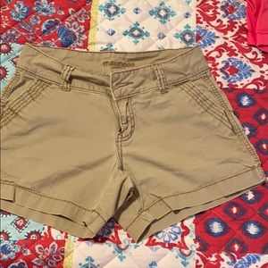 Khaki shorts